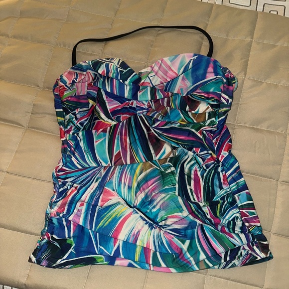 La Blanca Other - La Blanca Multicolor Tropical Print Swimsuit top